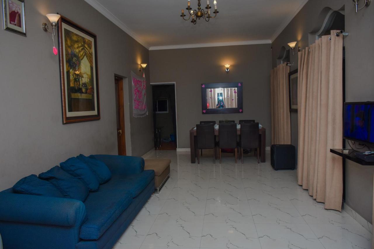 Donald Mansion Apartment Negombo Exterior photo