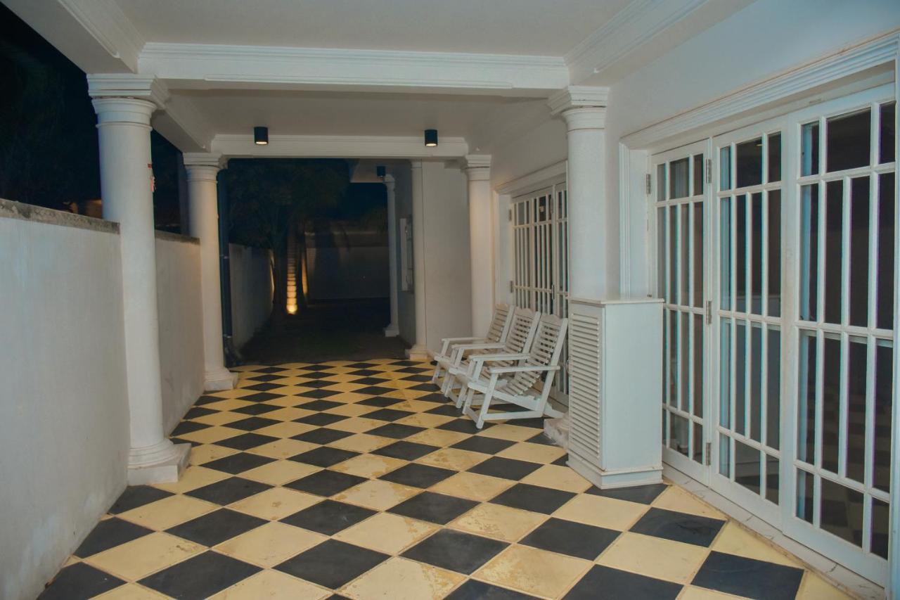 Donald Mansion Apartment Negombo Exterior photo