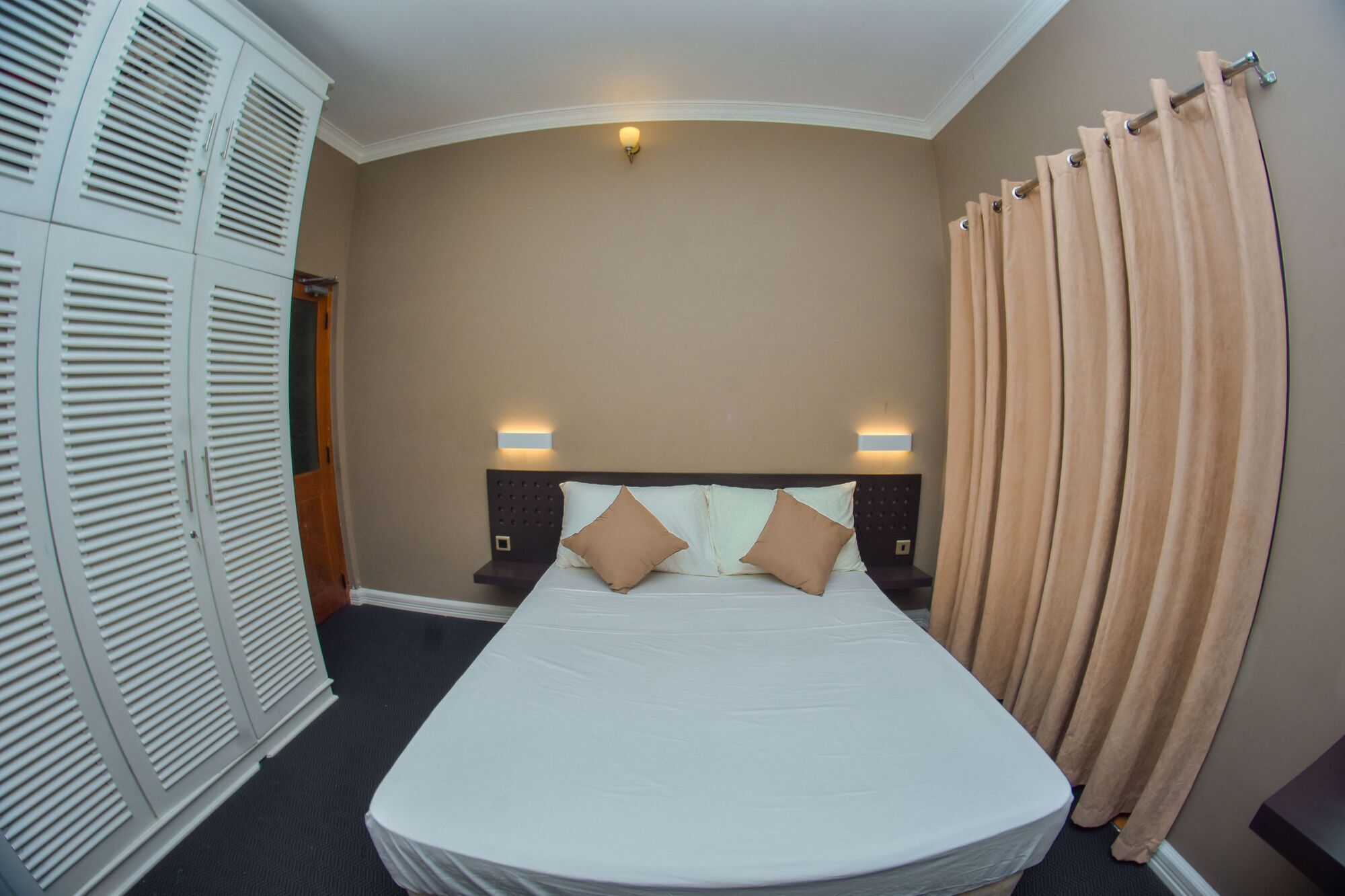 Donald Mansion Apartment Negombo Exterior photo